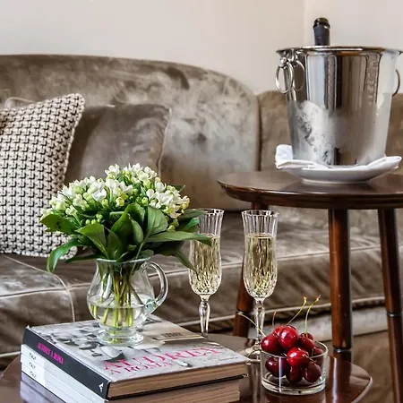 Relais Rione Ponte 4*